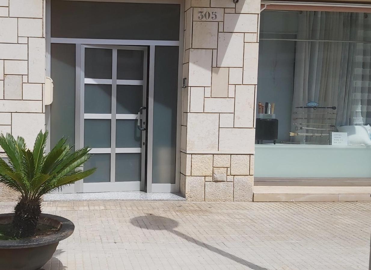Comodo Apartamento Deltebre Exterior photo